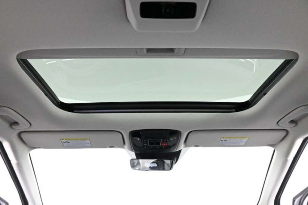 New 2026 Kia Carnival SX Van Passenger Van