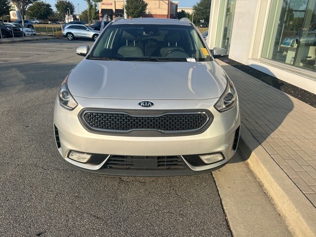 2017 Kia Niro EX photo 2