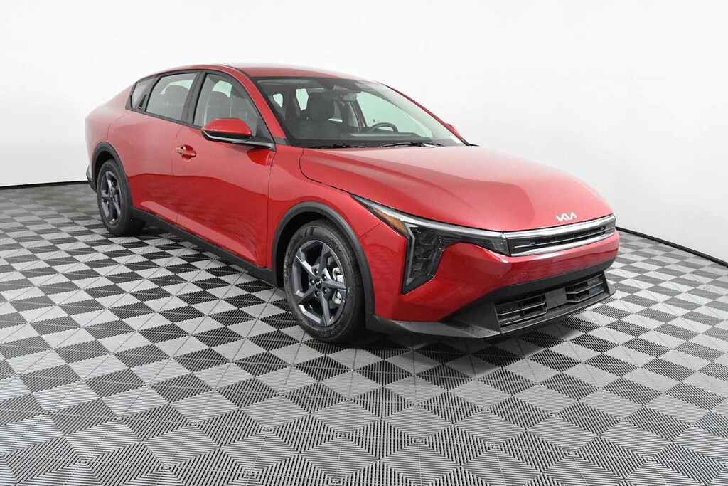 New 2026 Kia K4 LXS Sedan