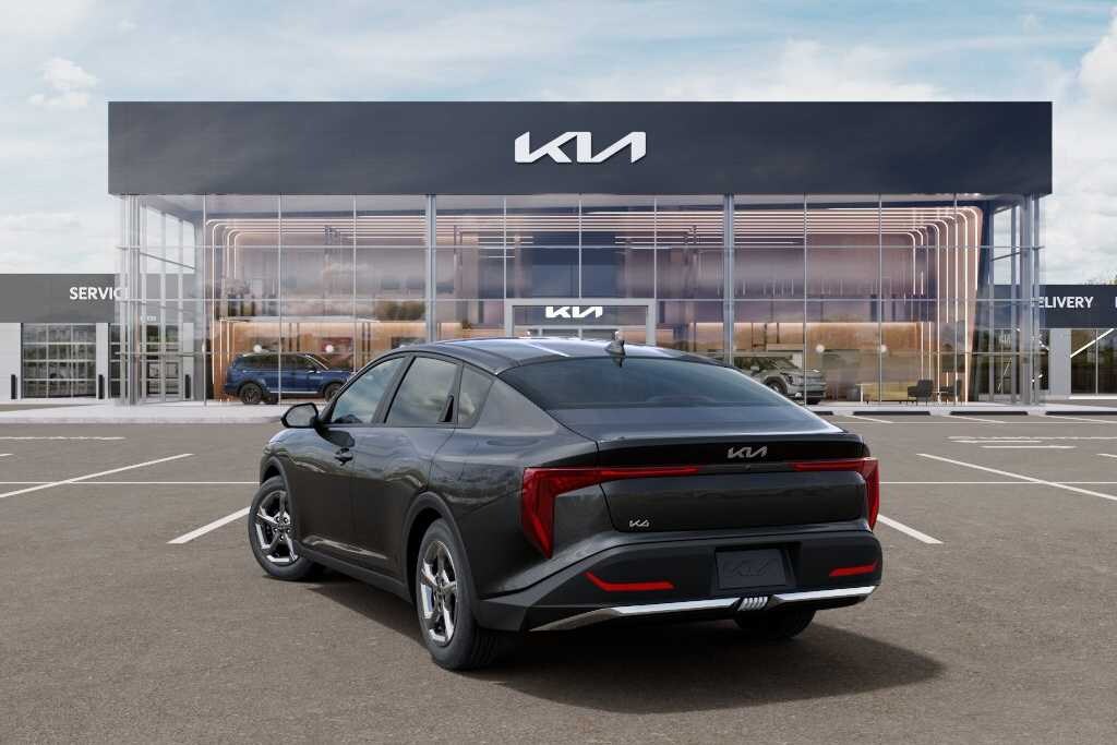 New 2026 Kia K4 LXS Sedan