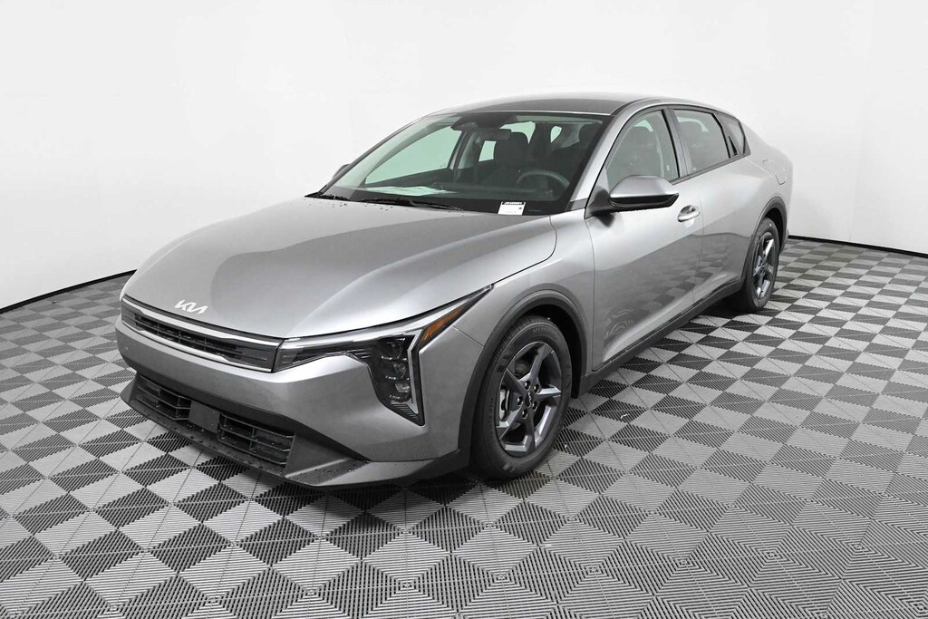 New 2026 Kia K4 LXS Sedan