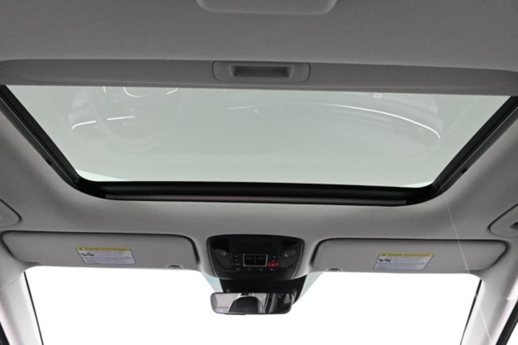 New 2026 Kia Carnival Hybrid SX Van Passenger Van