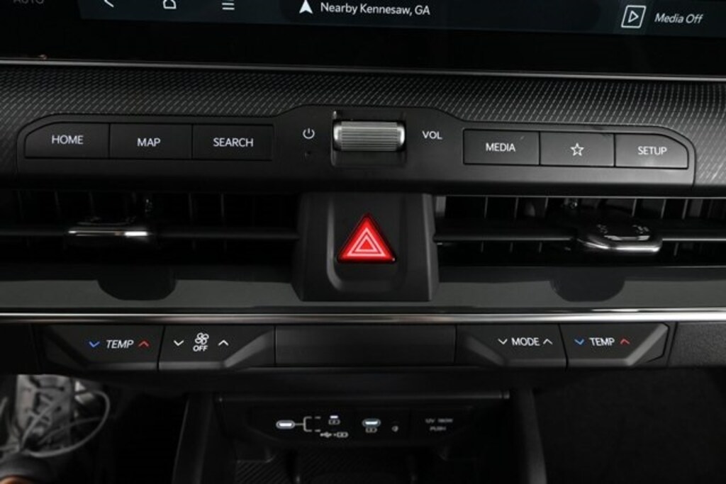 New 2025 Kia K4 GT-Line Turbo Sedan