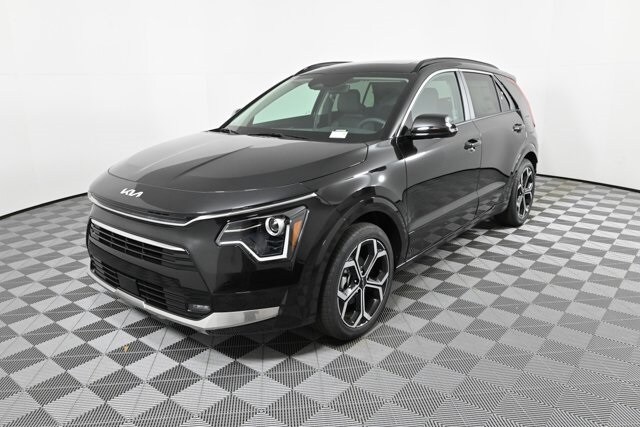 2025 Kia Niro EX Touring photo 2