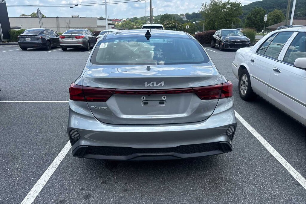 Certified 2022 Kia Forte LXS Sedan