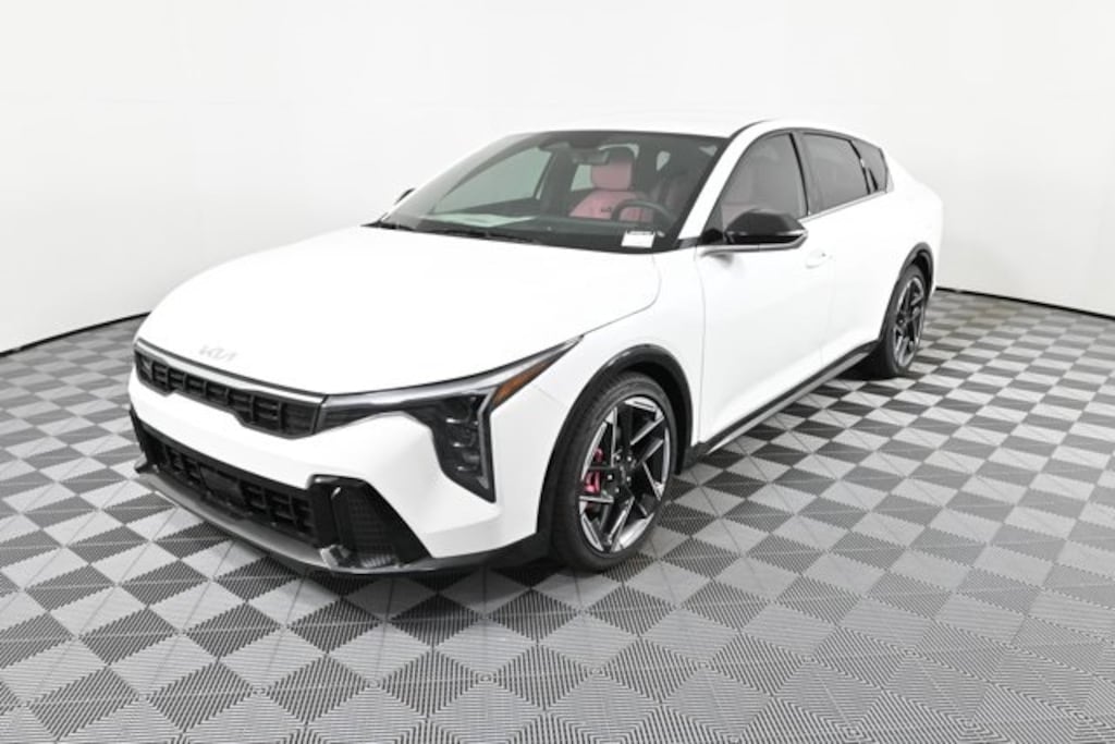 New 2025 Kia K4 GT-Line Sedan