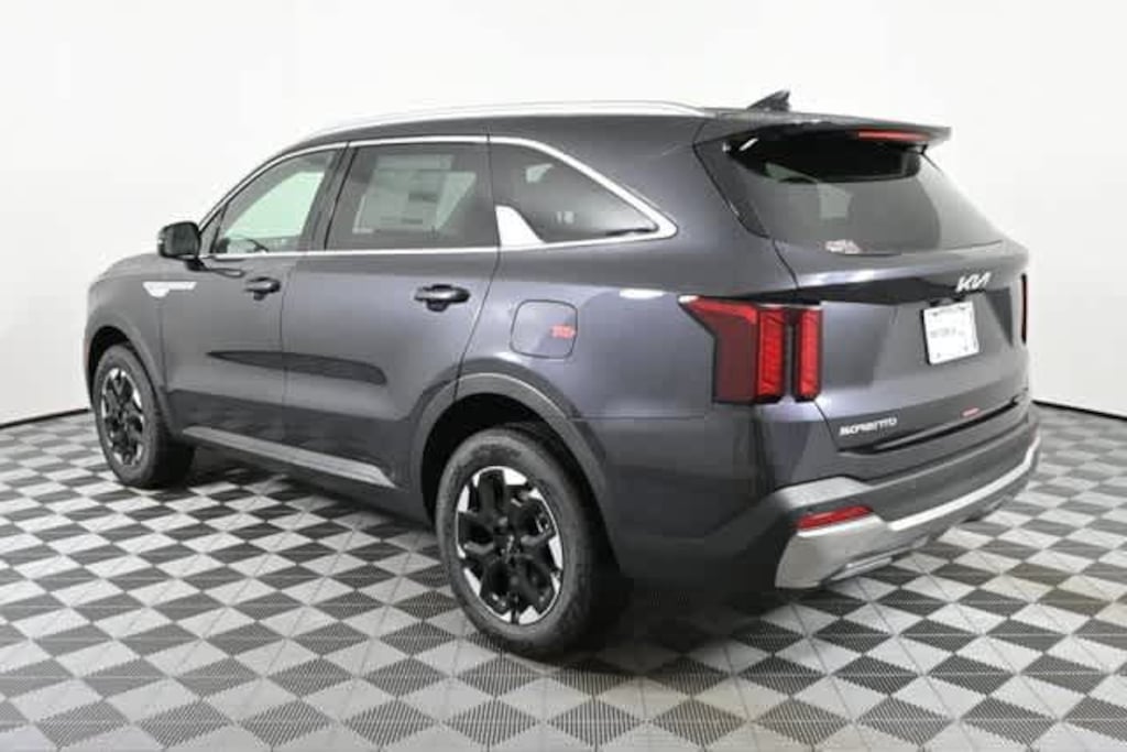 Used 2025 Kia Sorento S SUV