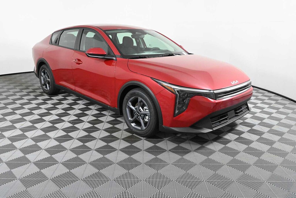 New 2026 Kia K4 LXS Sedan