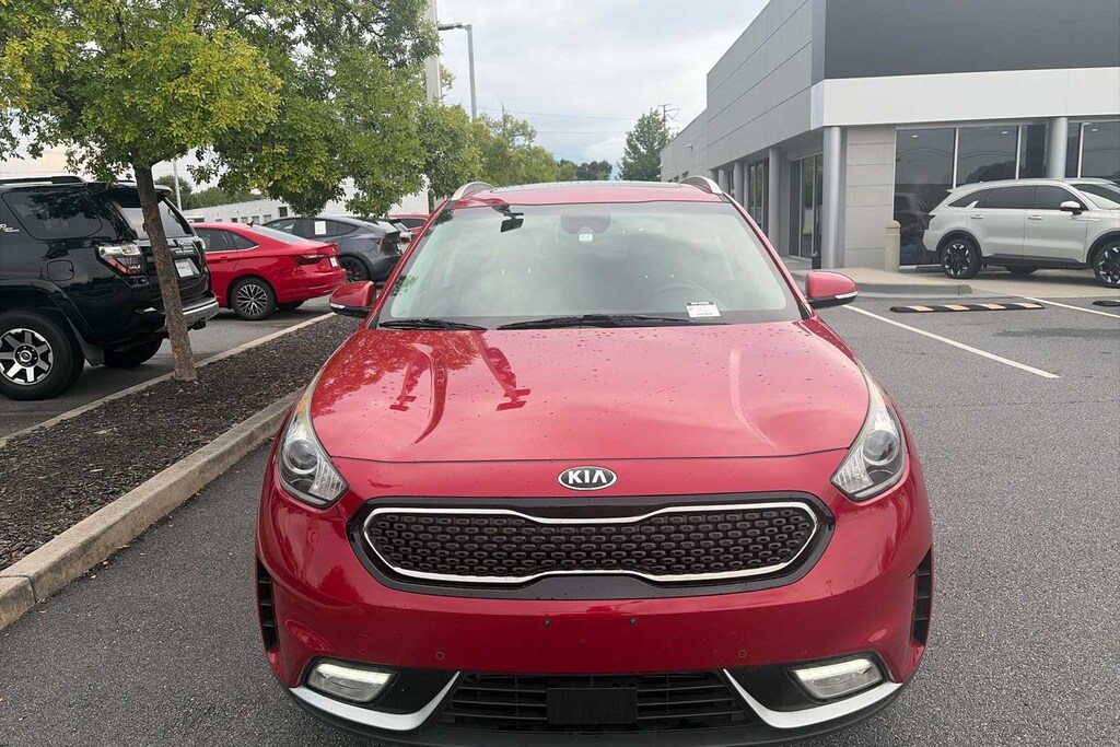 Used 2019 Kia Niro Touring SUV