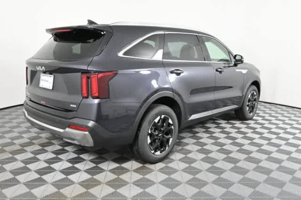 Used 2025 Kia Sorento S SUV