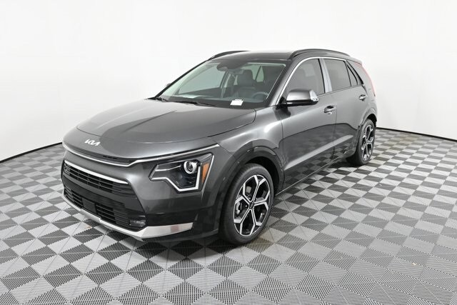 2025 Kia Niro EX Touring photo 2