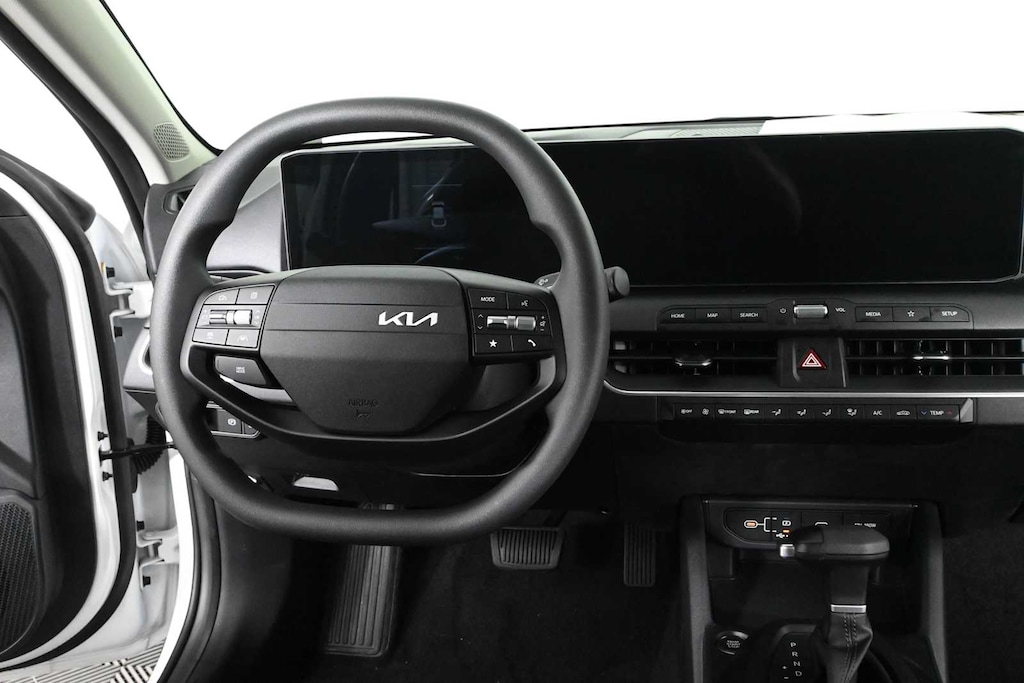 New 2026 Kia K4 LX Sedan