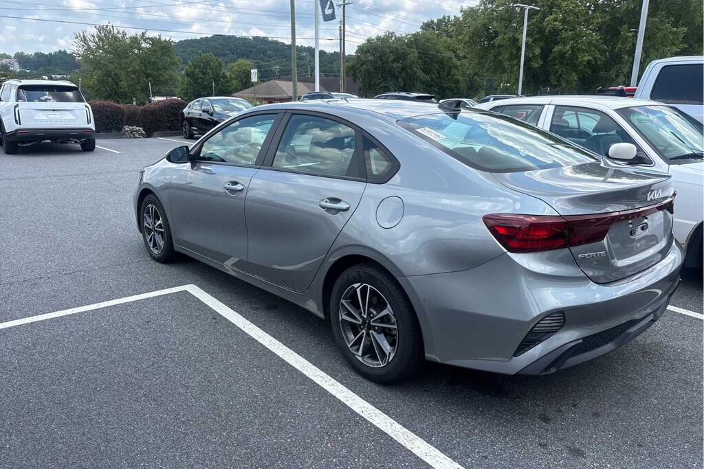 Certified 2022 Kia Forte LXS Sedan