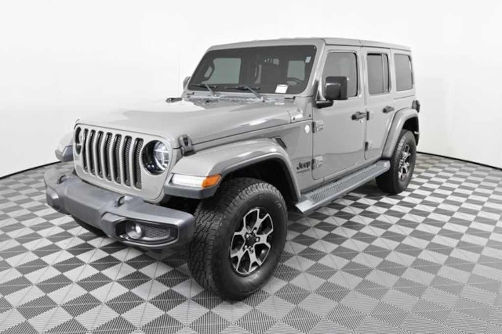 Used 2019 Jeep Wrangler Unlimited Sahara 4x4 SUV
