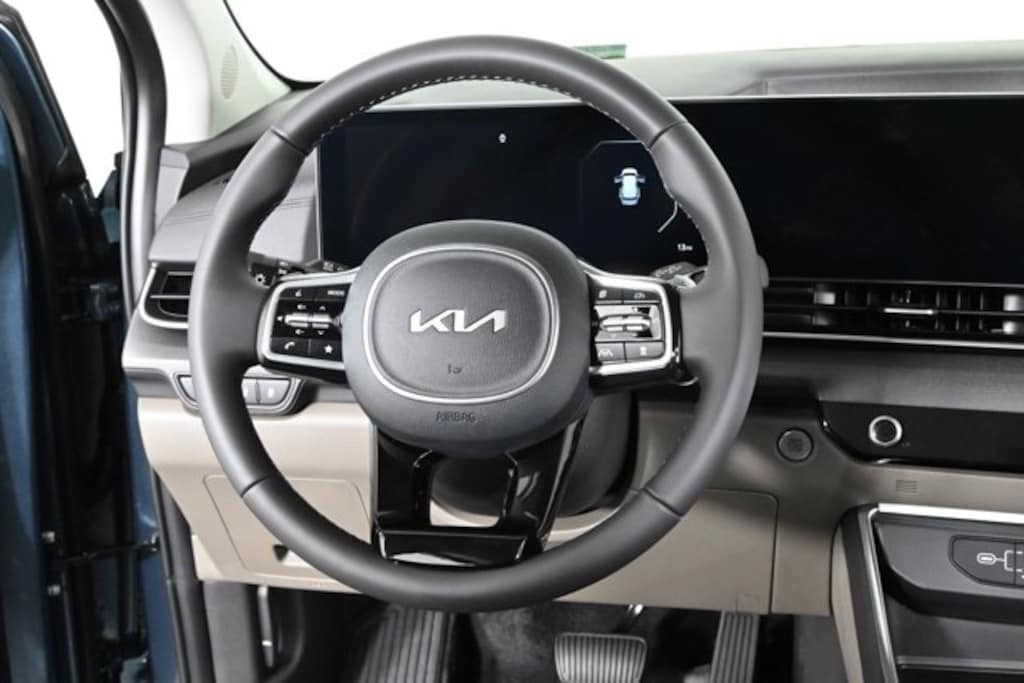 New 2026 Kia Carnival Hybrid SX Van Passenger Van