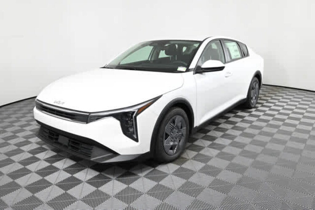 New 2026 Kia K4 LX Sedan