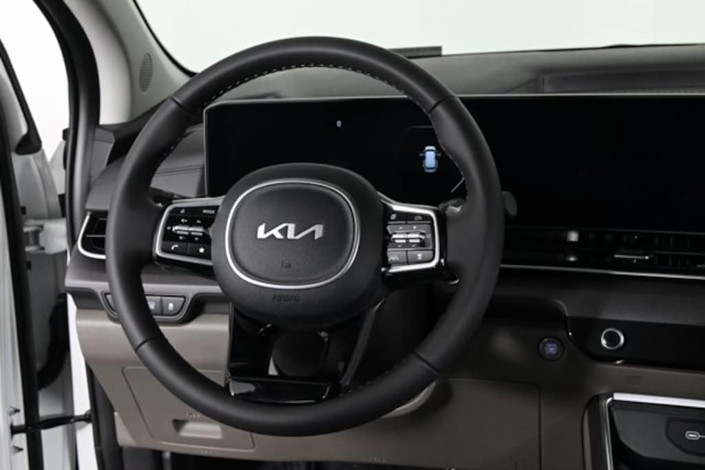 New 2026 Kia Carnival Hybrid SX Van Passenger Van