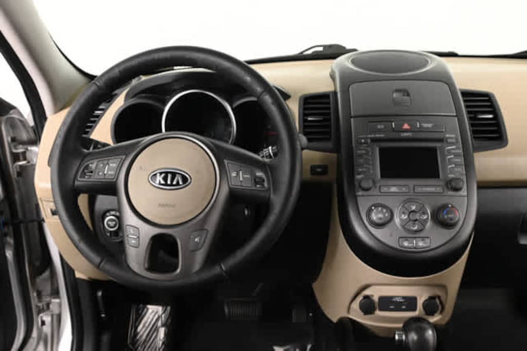 Used 2012 Kia Soul ! Hatchback