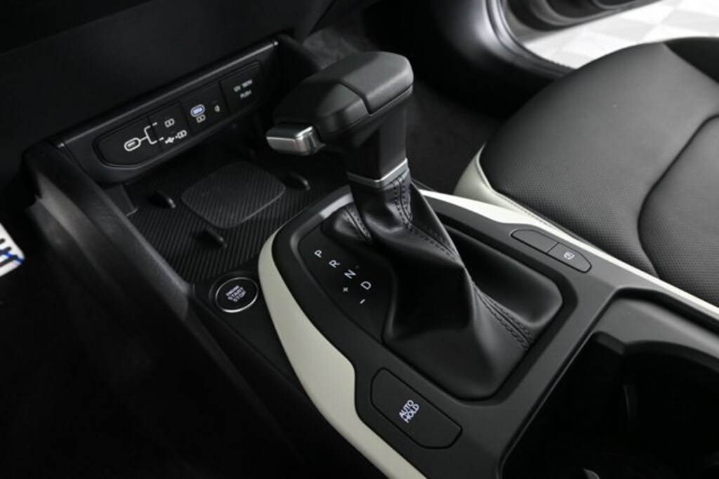 New 2025 Kia K4 GT-Line Turbo Sedan