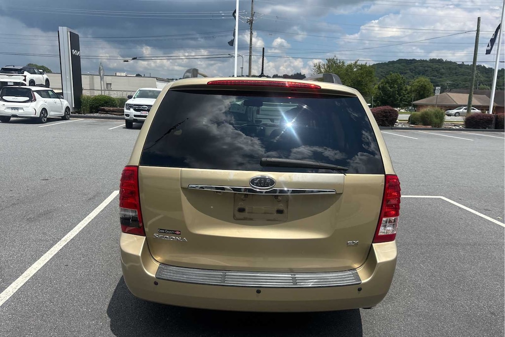 Used 2011 Kia Sedona EX Van
