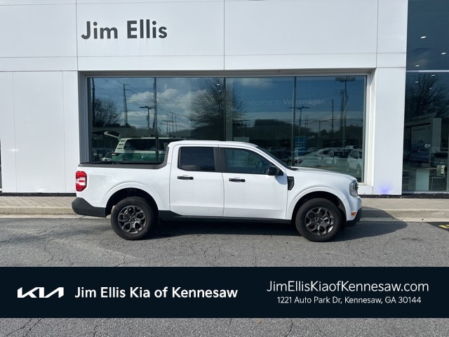 2024 Ford Maverick XLT's photo