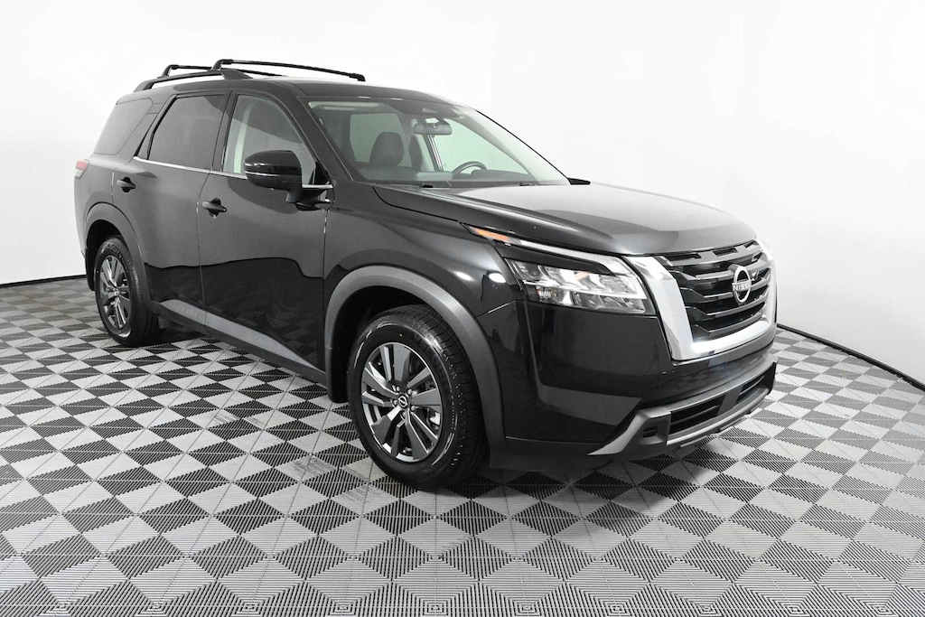 Used 2022 Nissan Pathfinder SV 2WD