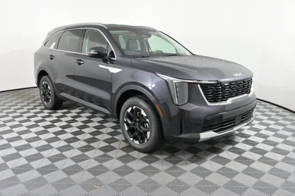 Used 2025 Kia Sorento S SUV