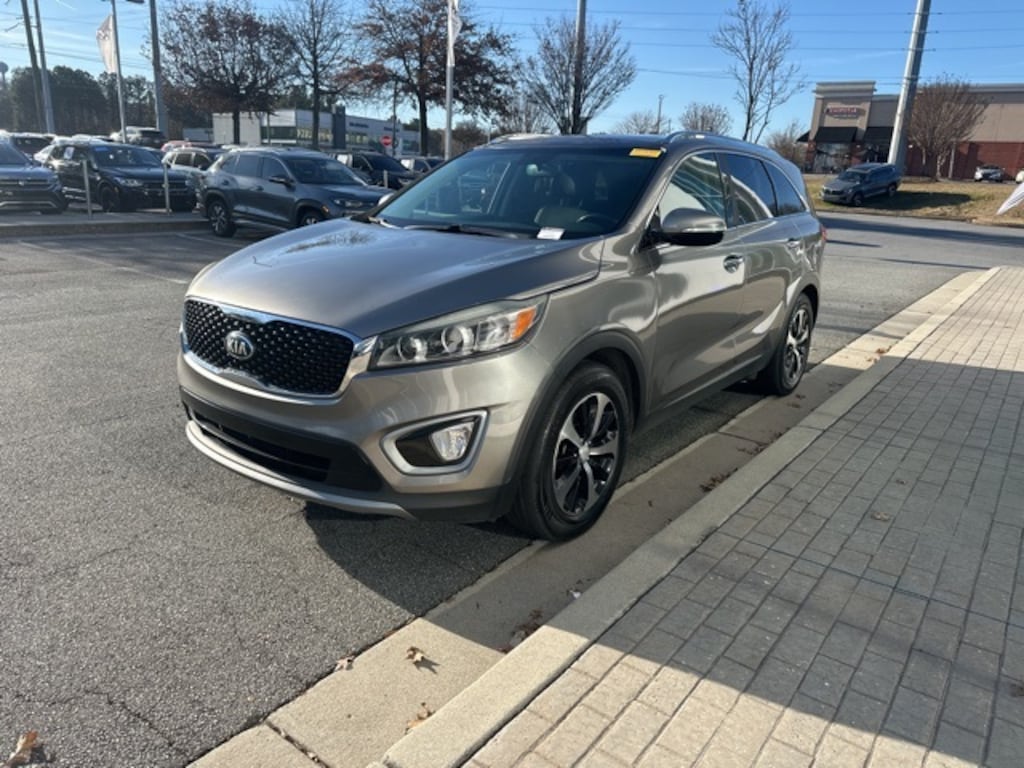 Used 2016 Kia Sorento 3.3L EX FWD SUV