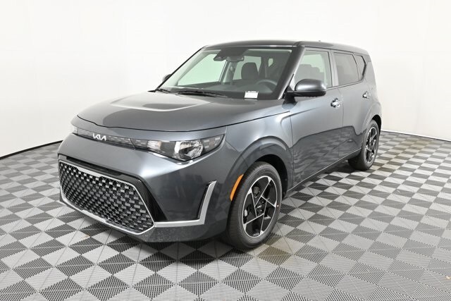 2025 Kia Soul EX photo 2