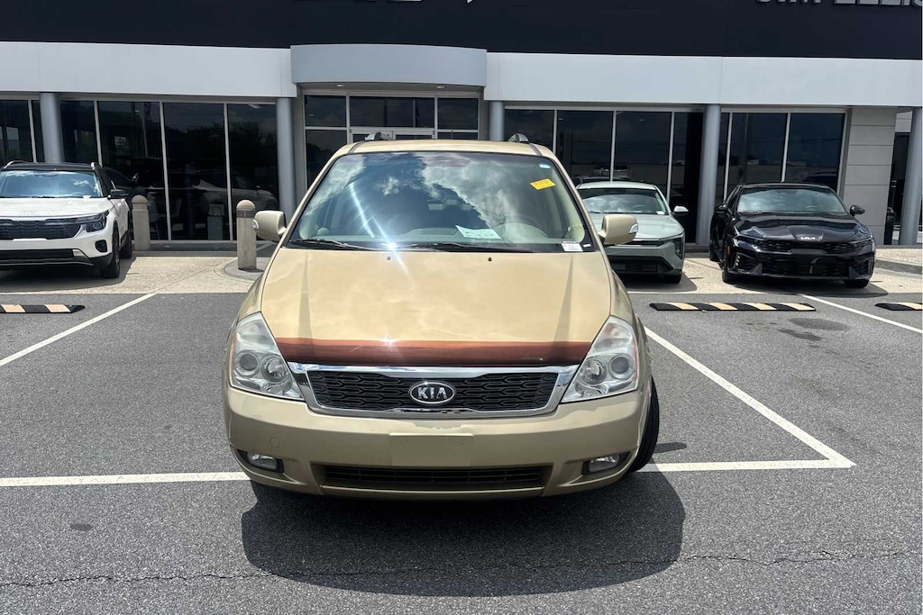Used 2011 Kia Sedona EX Van