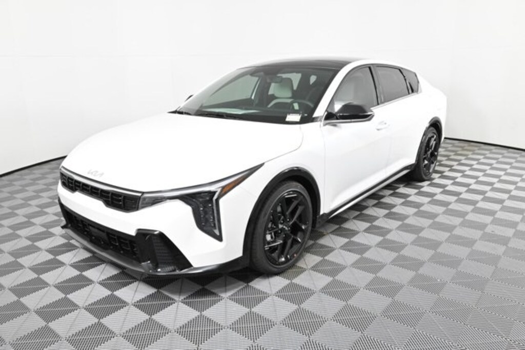 New 2025 Kia K4 GT-Line Turbo Sedan