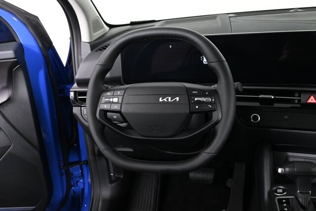 2026 Kia Sportage photo 3