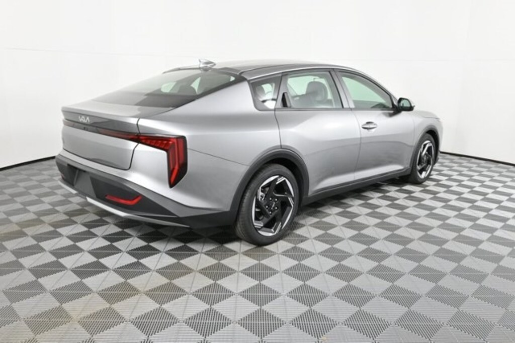 New 2025 Kia K4 EX Sedan