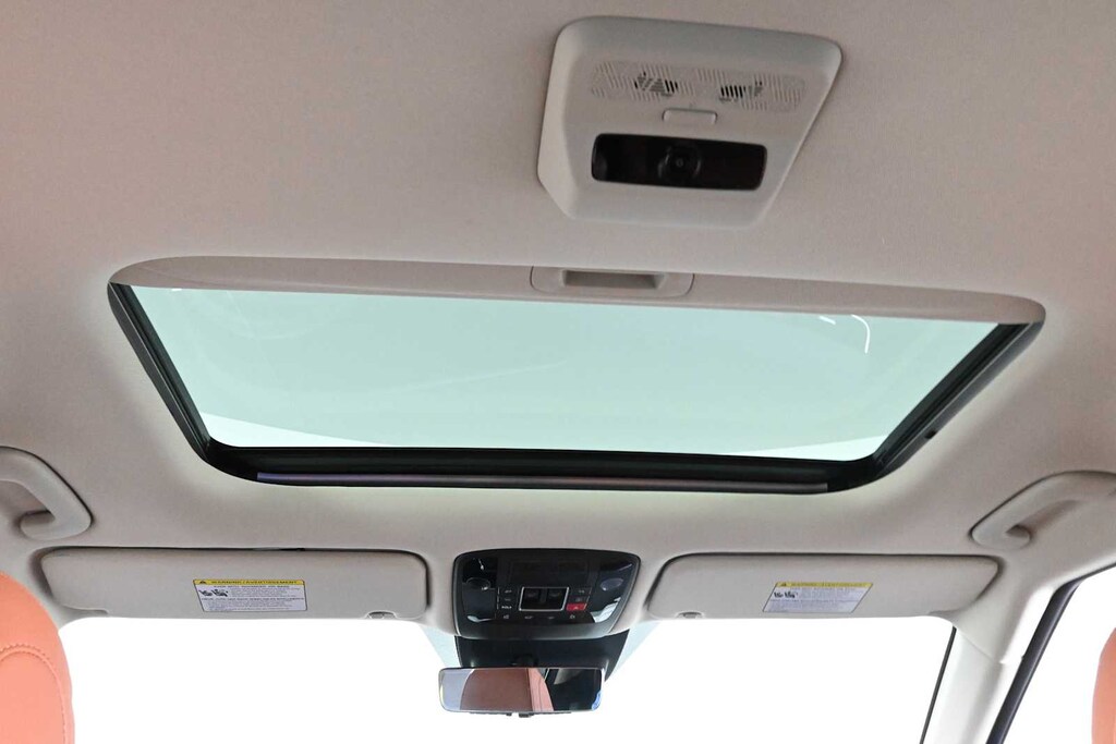 New 2026 Kia Carnival SX Prestige Van Passenger Van