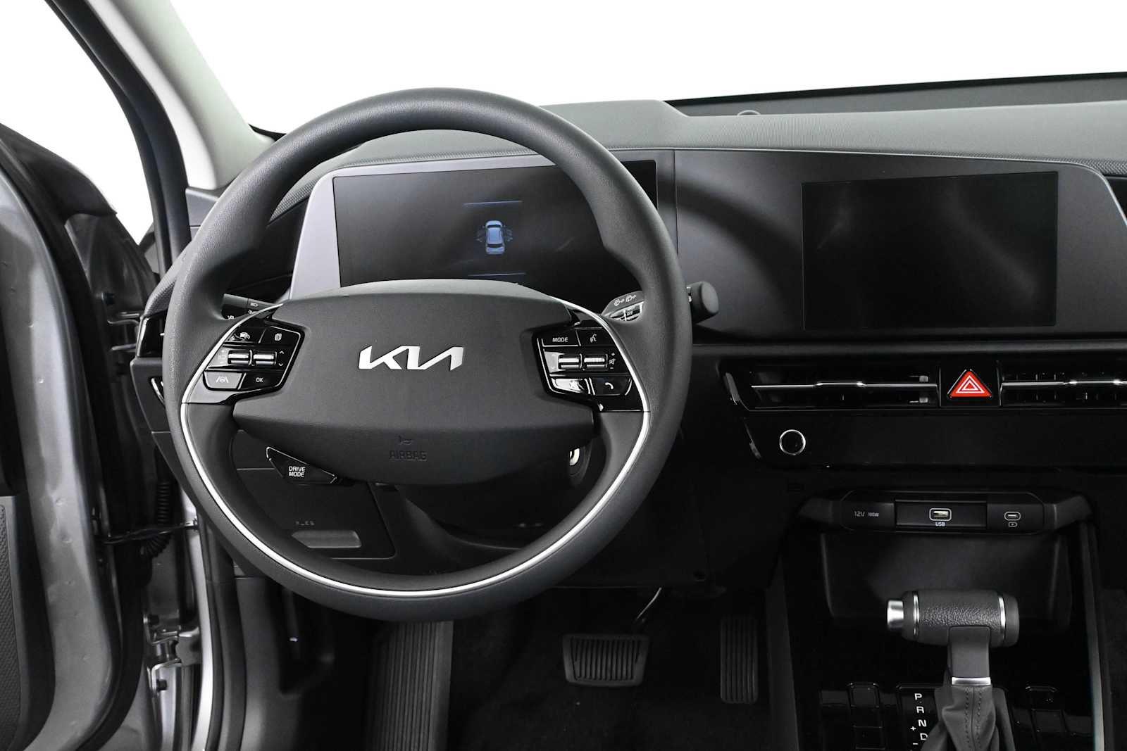 New 2026 Kia Niro LX SUV