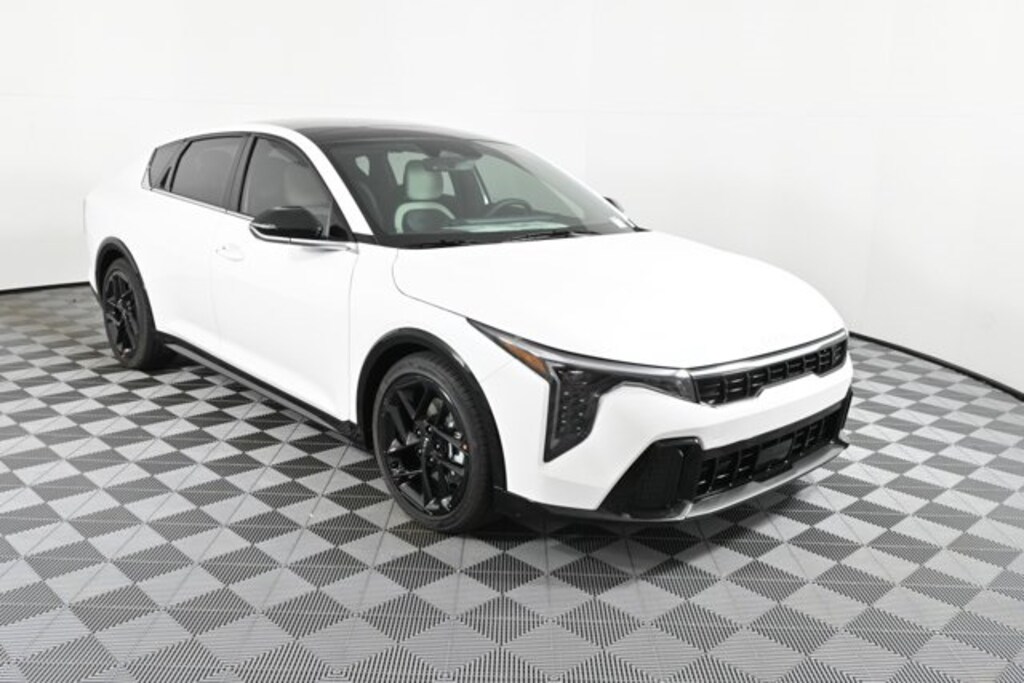New 2025 Kia K4 GT-Line Turbo Sedan