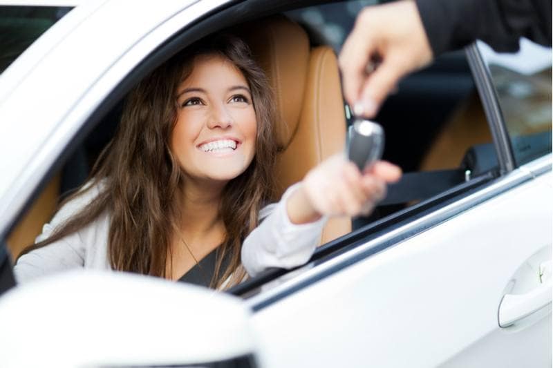 Car Driving Tips for Beginners, Ladies, First Time Car Buyers Online