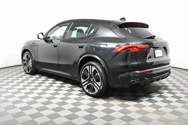 2025 Maserati Grecale photo 4