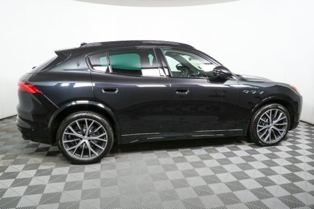 New 2026 Maserati Grecale Modena SUV