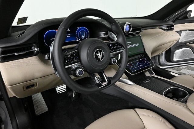 2025 Maserati Granturismo Base photo 4