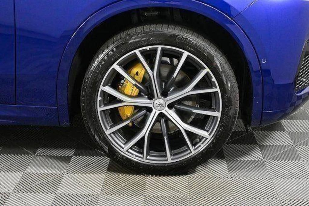 New 2025 Maserati Grecale SUV