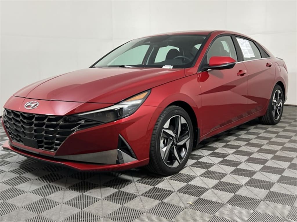 Used 2023 Hyundai Elantra Limited Sedan