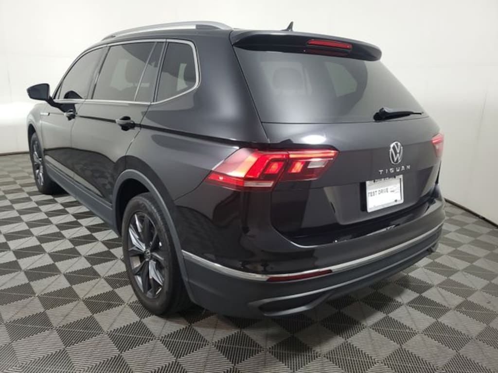 Used 2023 Volkswagen Tiguan 2.0T SE SUV