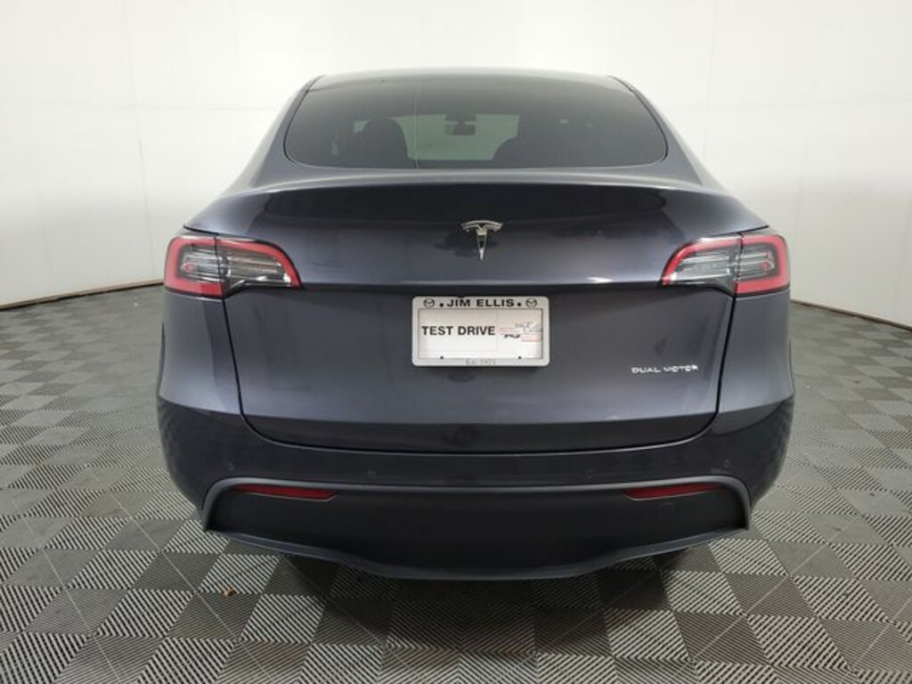 Used 2022 Tesla Model Y Long Range SUV