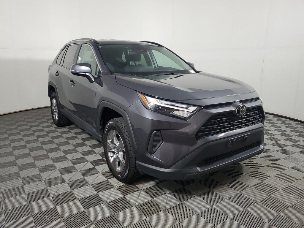 Used 2025 Toyota RAV4 XLE SUV