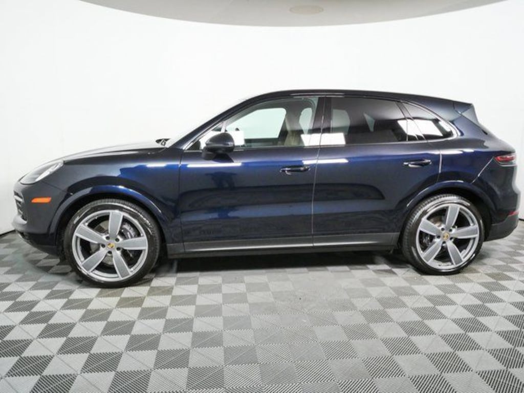 Certified 2023 Porsche Cayenne Platinum Edition SUV