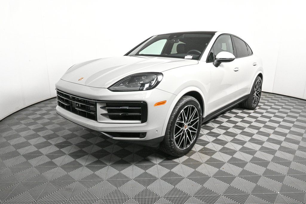 2026 Porsche Cayenne -'s photo