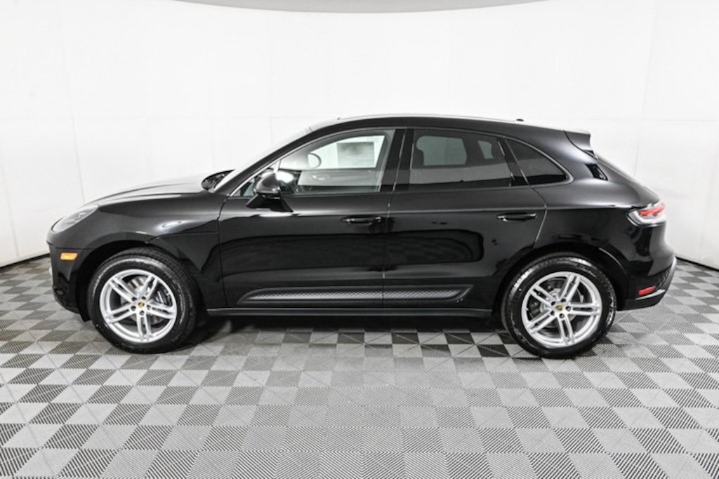 Used 2025 Porsche Macan AWD SUV