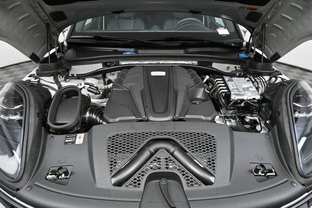 2026 Porsche Macan S - Photo 33