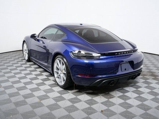 2025 Porsche Cayman GTS 4.0 photo 3